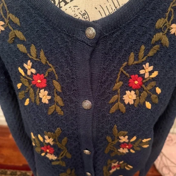 Lemon Grass Vintage Navy Blue Cardigan Floral Embroidery Women’s Medium Romantic - Picture 2 of 7